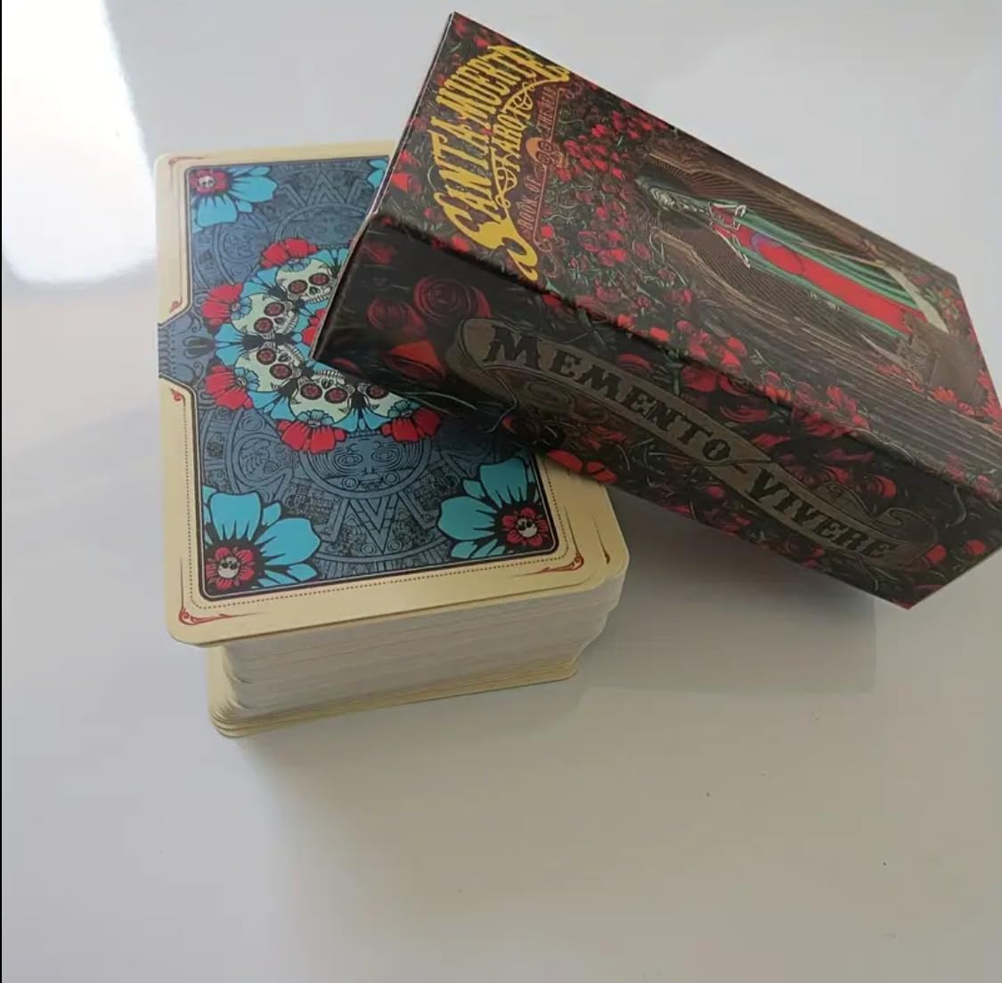 Santa Muerte Tarot – Carte Tarocchi Esoterici con Illustrazioni Scheletri Messicani | Mazzo Completo 78 Carte + Scatola Rigida | Divinazione, Collezione, Regalo Magico