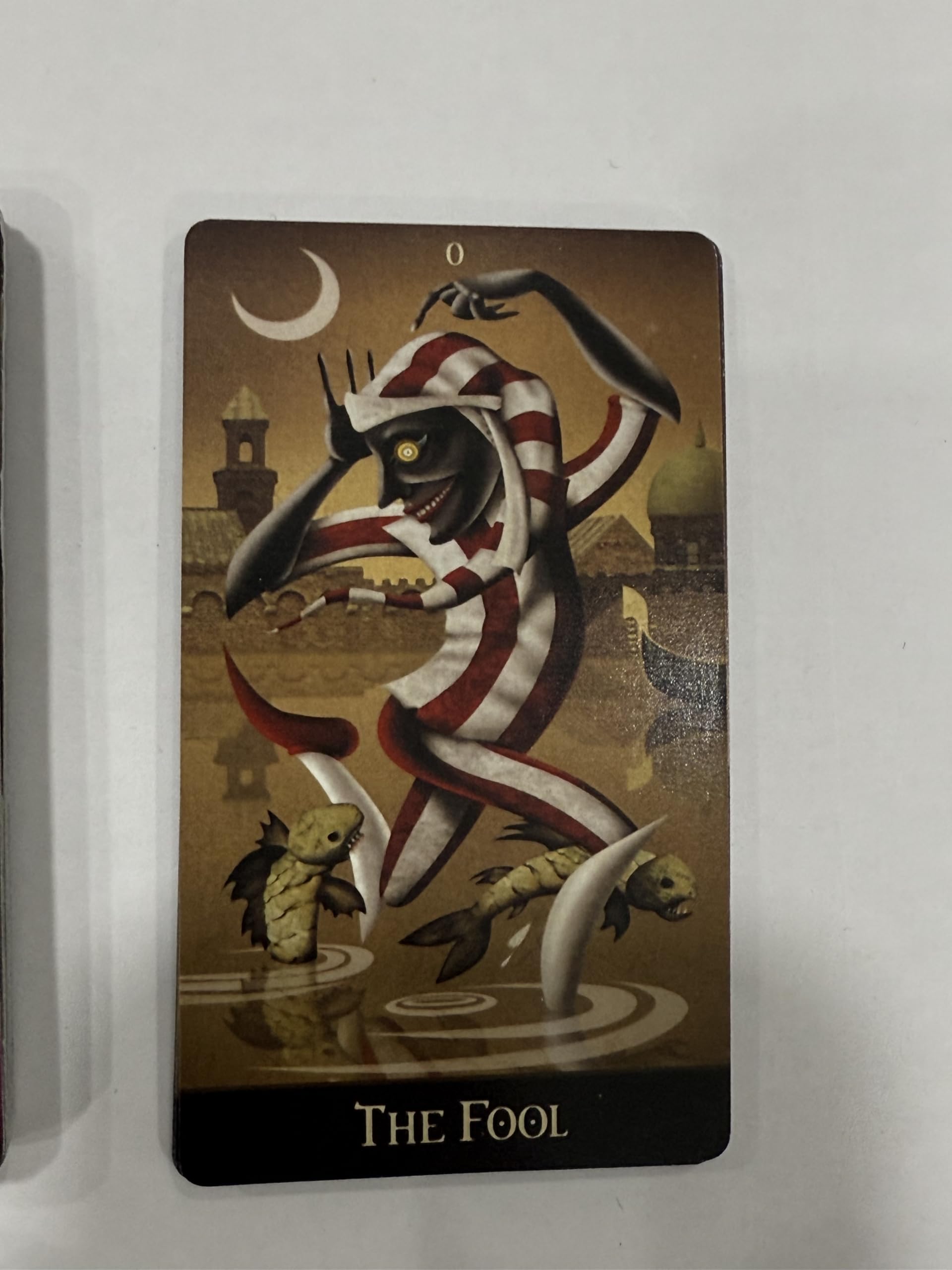 Generico Tarocchi Deviant Moon Tarot, Mazzo Completo 78 Carte, Illustrazioni Surrealiste, Arcani Maggiori e Minori, Carte dei Tarocchi per Divinazione